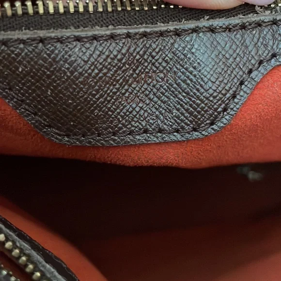 Authentic Louis Vuitton Damier Ebene Bucket Marais Shoulder Bag Purse Brown - Picture 9 of 16